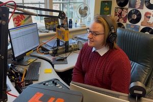 Widener Radio station WU Cast student dj