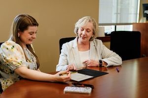 widener school of nursing professor mentors doctorate student in office near philadelphia